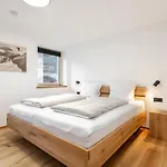 Haus Tauernblick 2 Und 3 Und 4 * Jochberg